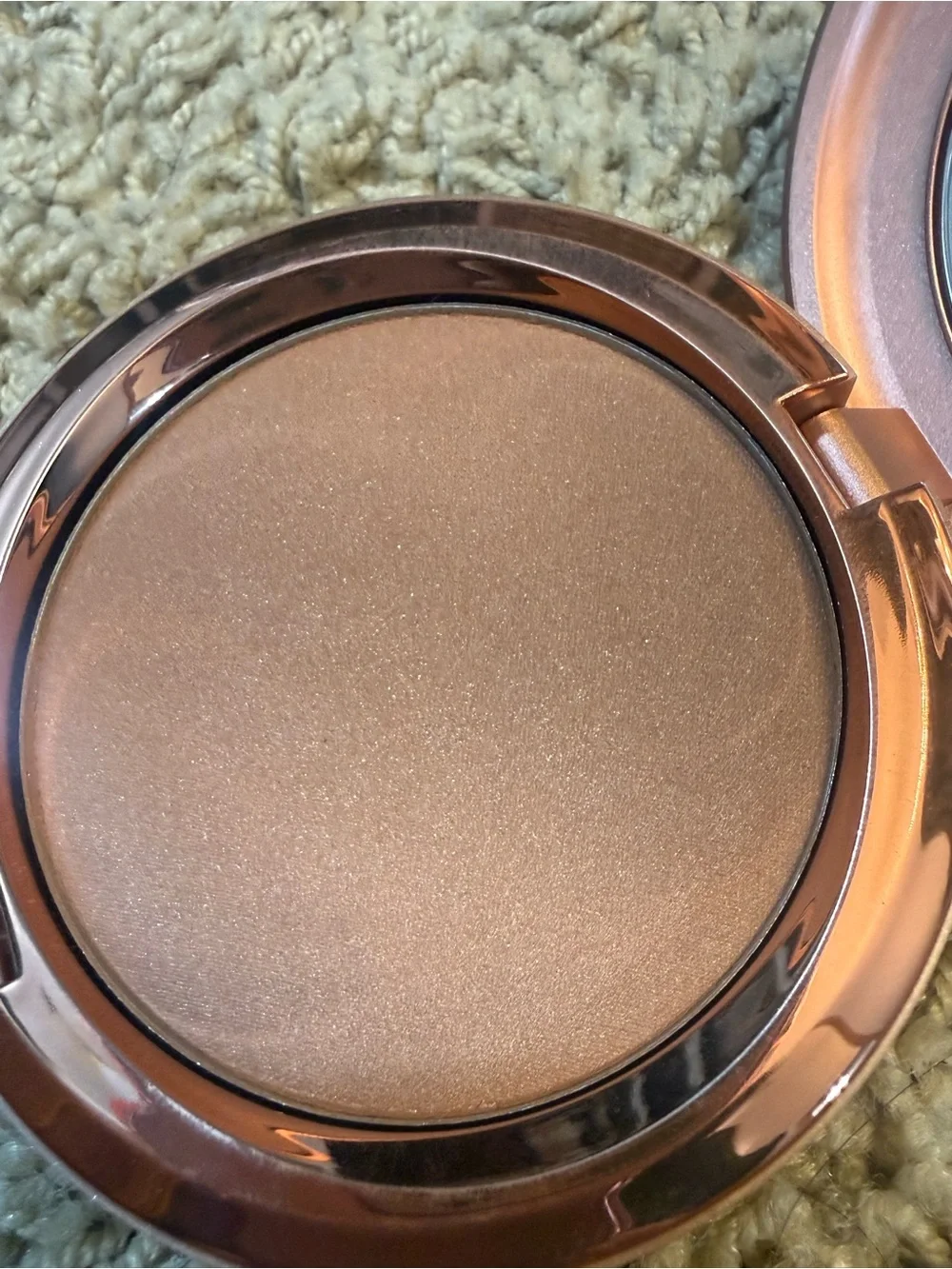 MAC Cosmetics Shimmering Rose Gold Bronzer Compact